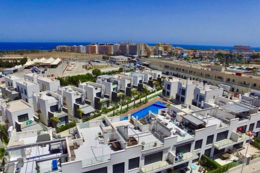 Fun Holiday Apartment Punta Prima Torrevieja Eksteriør bilde